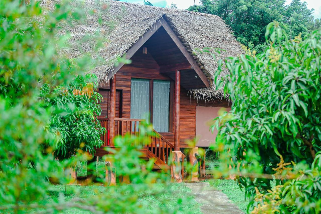 Sigiriya Water Cottage Exterior photo