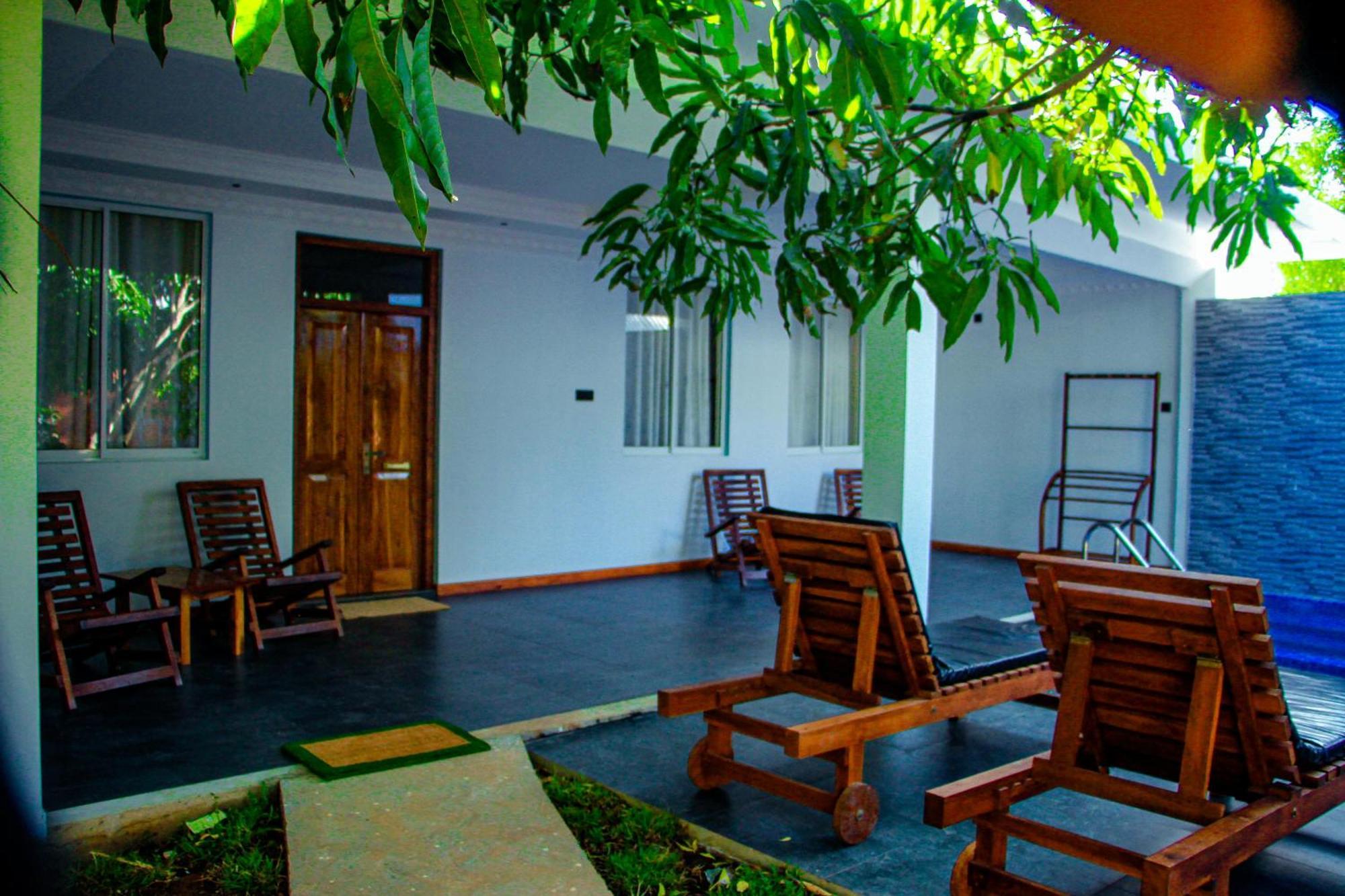 Sigiriya Water Cottage Exterior photo